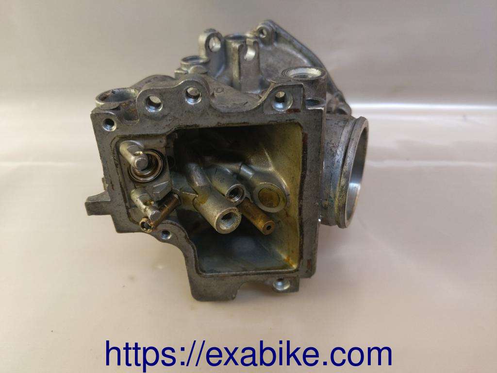 carburetor, front left Honda VFR 750 - photo 3