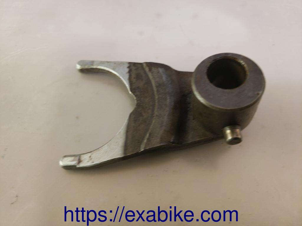 gearshift fork Honda CM400 T - photo 1