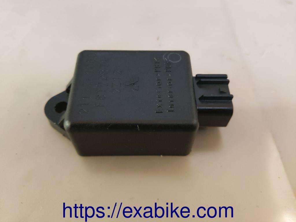boitier electronique Kawasaki ZR-7 - photo 1