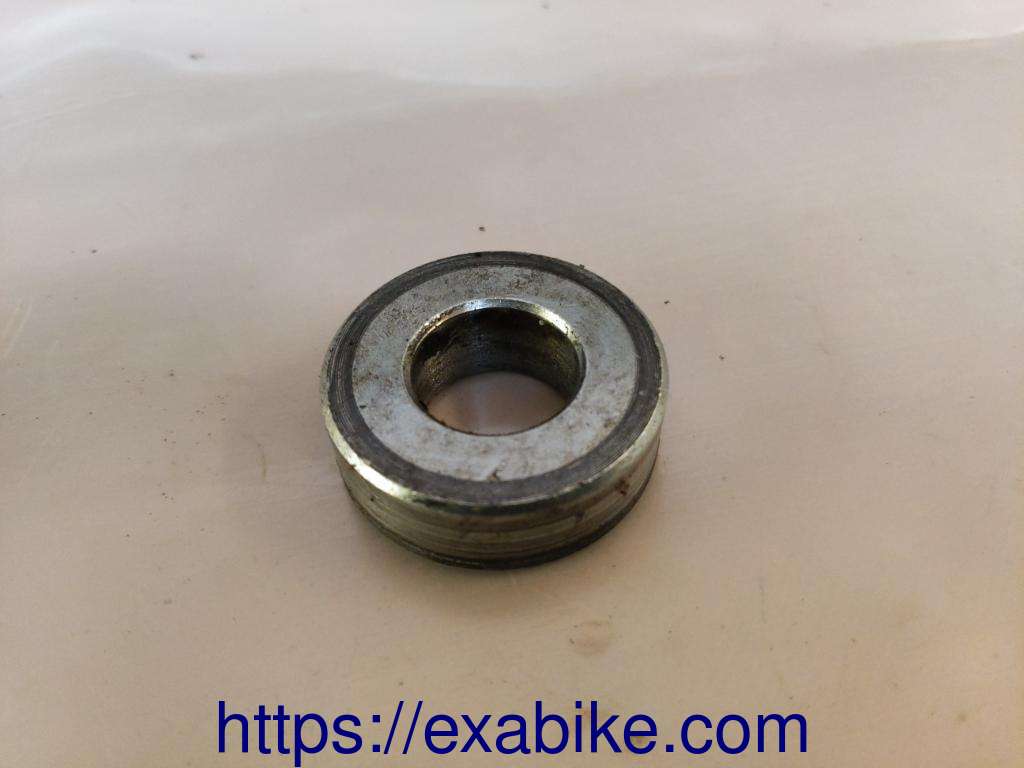 wheel spacer, rear Suzuki GS 500 - photo 1