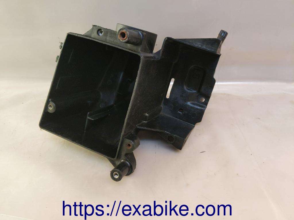 air filter case Honda CBX 400 - photo 2
