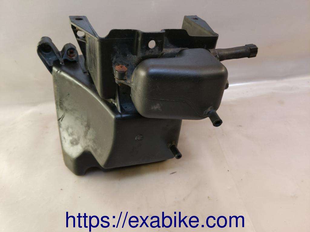 air filter case Honda CBX 400 - photo 4
