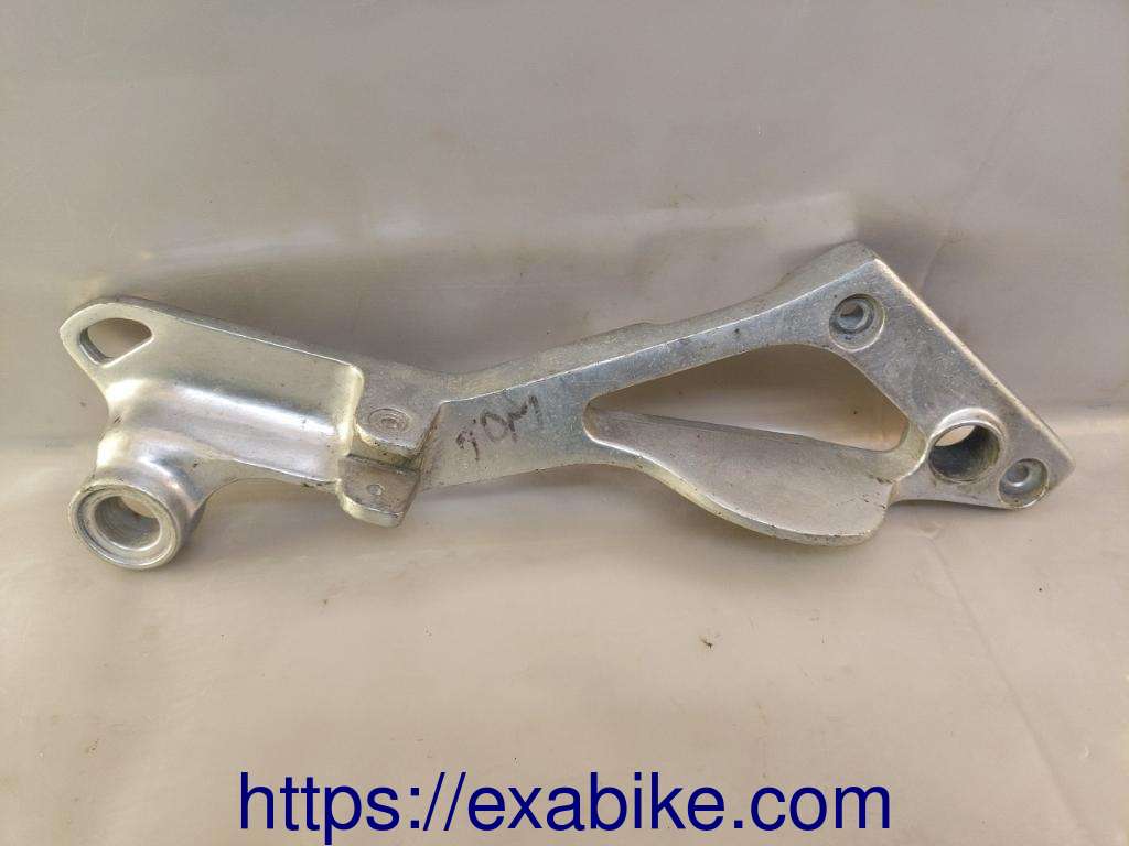 footrest plate, rear right Yamaha TDM 850 - photo 1