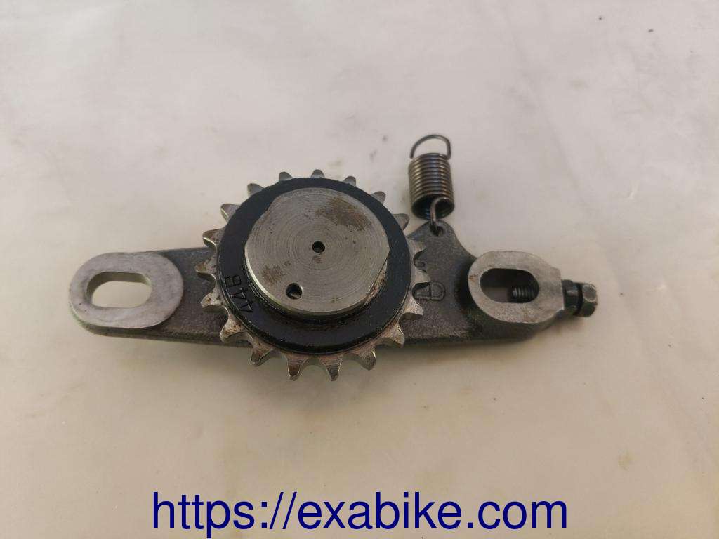 engine chain tensioner Suzuki DR 750 - photo 1
