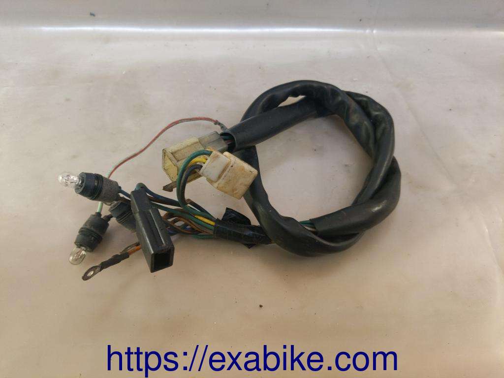 faisceau des compteurs Honda VFS 750 - photo 1
