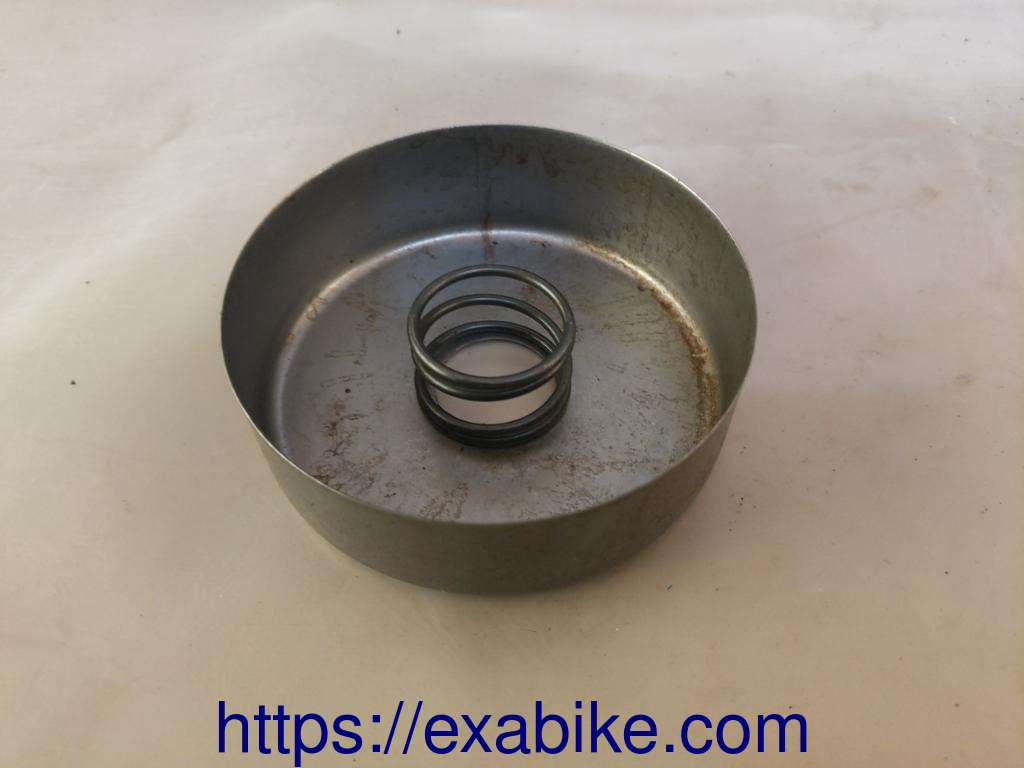 oil filter case Kawasaki ZX10 Tomcat - photo 1