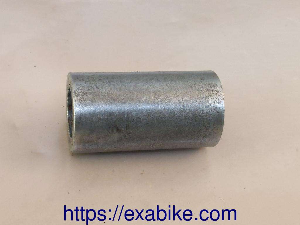 wheel spacer, rear Suzuki GSX 400 - photo 1