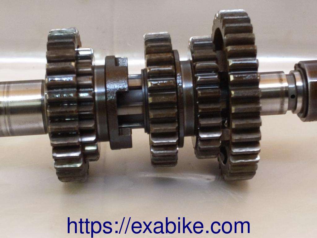 gearbox secondary shaft Yamaha SR 250 SE - photo 2
