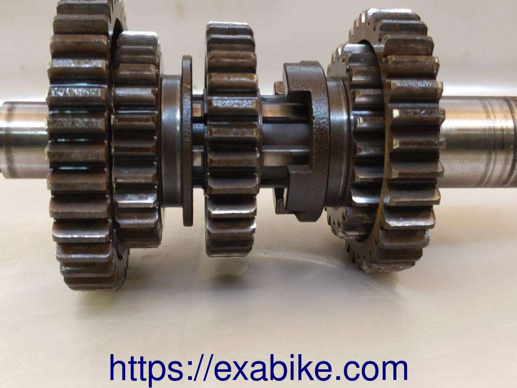 gearbox secondary shaft Yamaha SR 250 SE - photo 3
