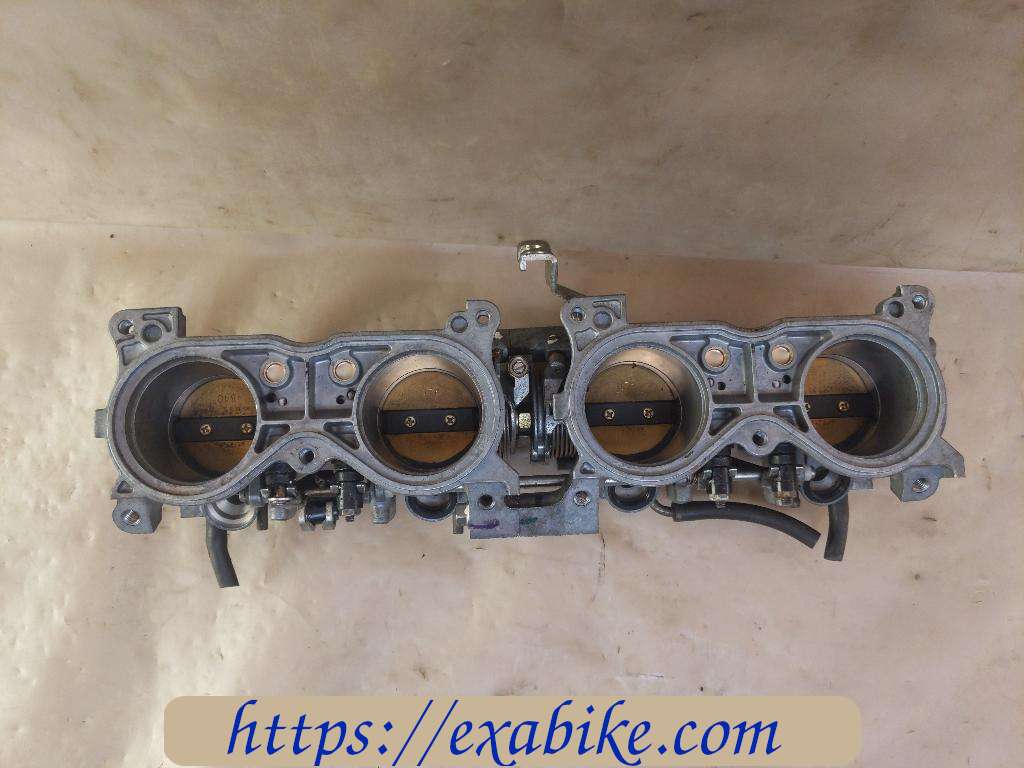 throttle body Honda CBR 900 - photo 2