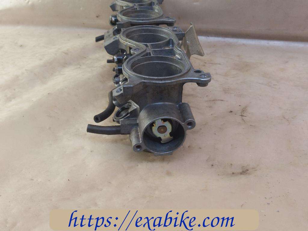 throttle body Honda CBR 900 - photo 4