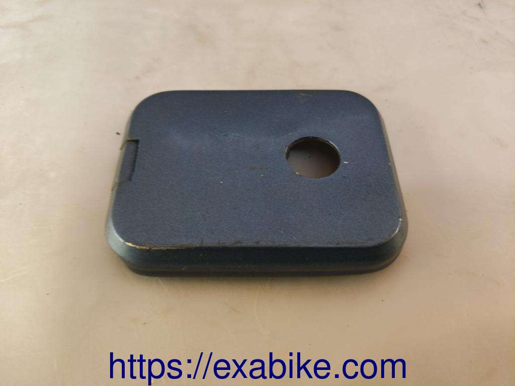 trappe du bouchon de réservoir Kawasaki GPZ 750 - photo 1