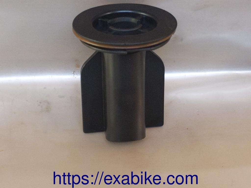carburetor valve Yamaha YZF 750 - photo 1