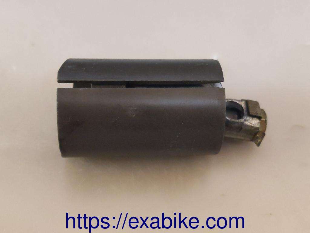 carburetor valve Honda CB550 Four - photo 2