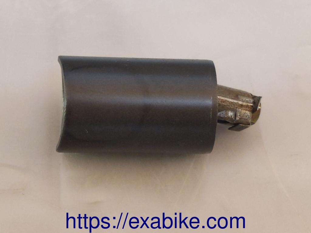 carburetor valve Honda CB550 Four - photo 1