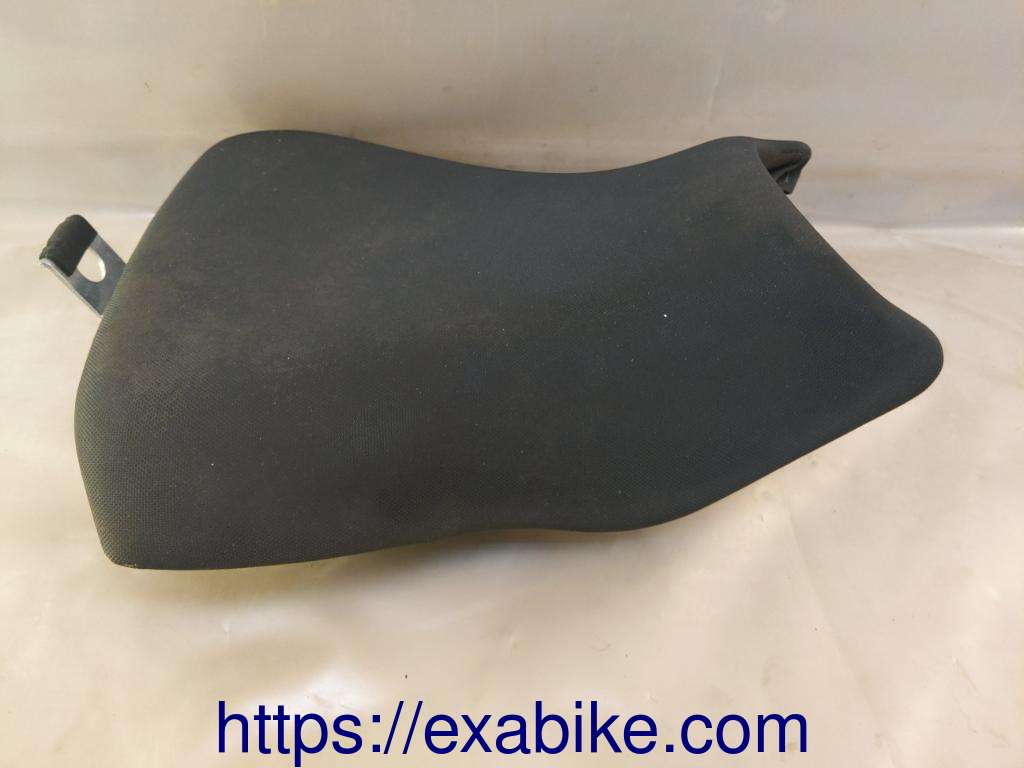 seat, front Kawasaki ER-6 - photo 1