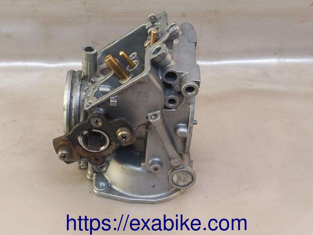 carburetor body, N4 Suzuki GSXR 750 - photo 4