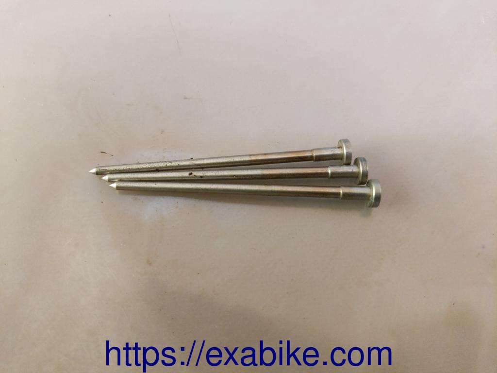 carburetor needles Kawasaki Zephyr 550 - photo 1