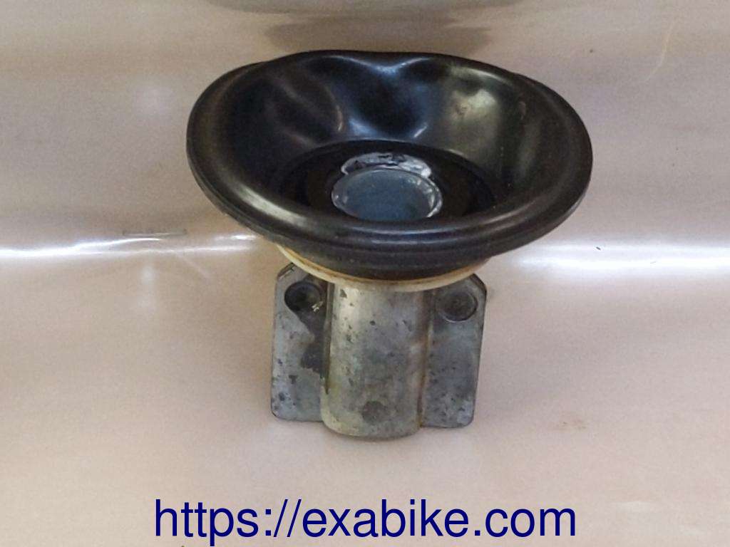 carburetor valve Kawasaki Zephyr 550 - photo 1