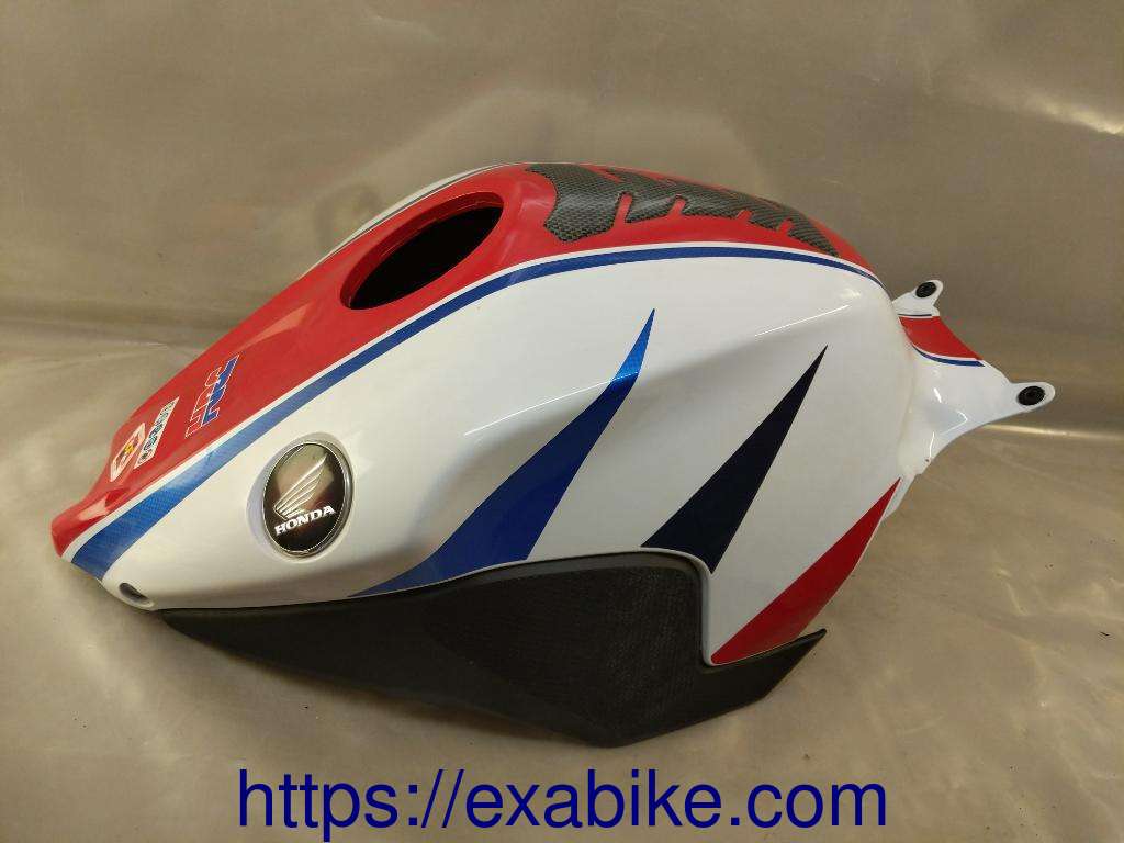 habillage du réservoir Honda CBR1000RR - photo 1