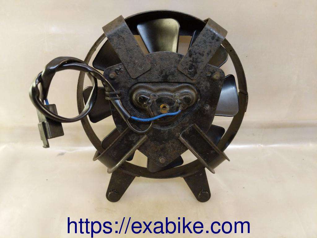 radiator fan Yamaha FZS 600 Fazer - photo 2