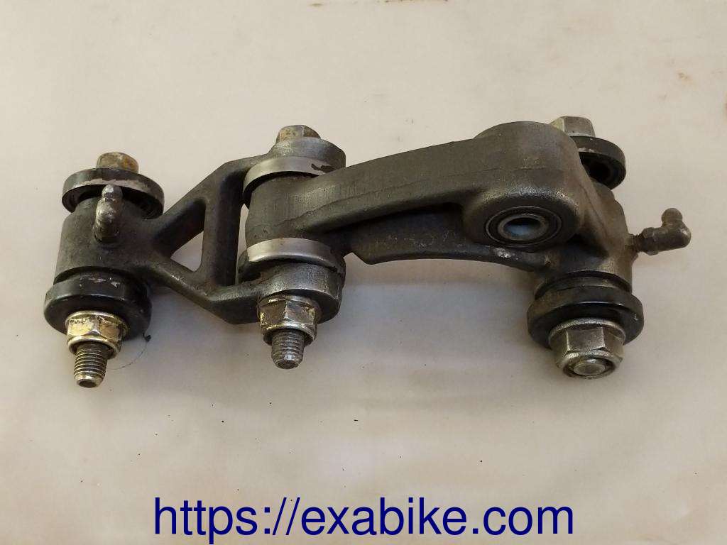 swingarm connecting Kymco Stryker 125 - photo 1