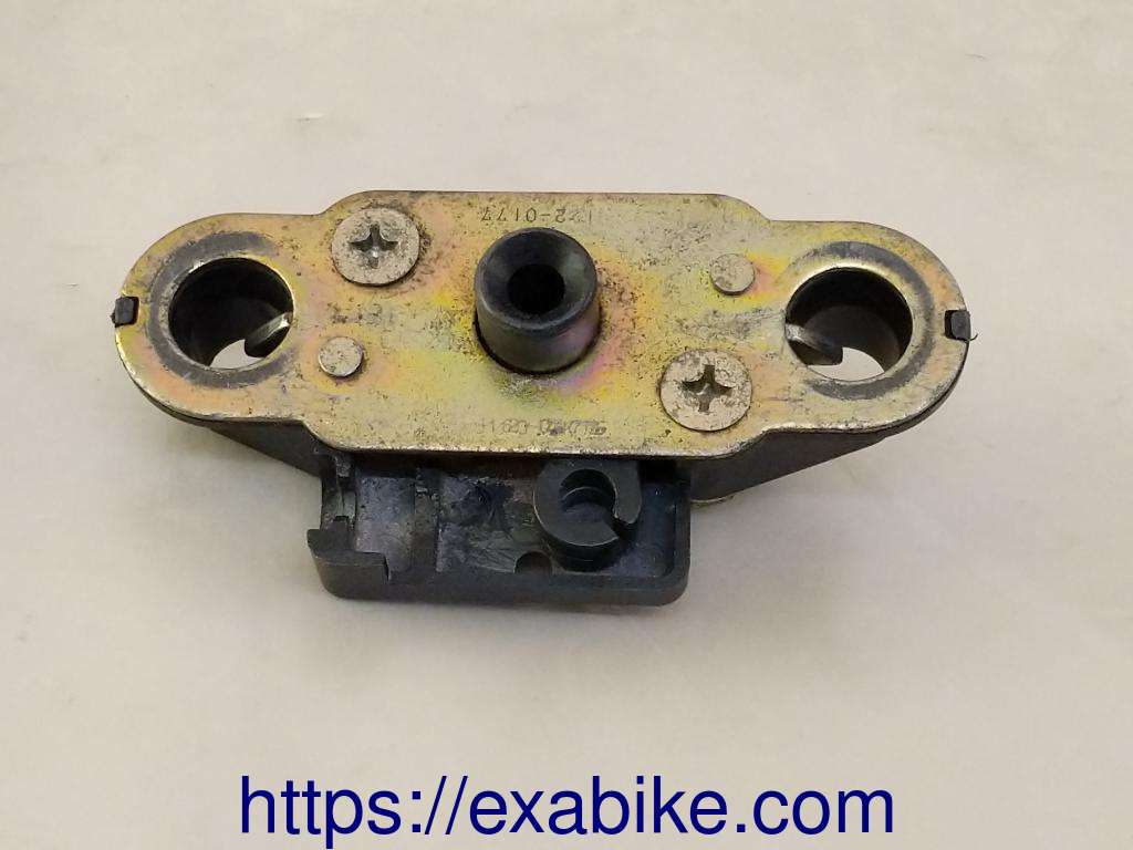 verrou de selle Suzuki GSXF 1100 - photo 1
