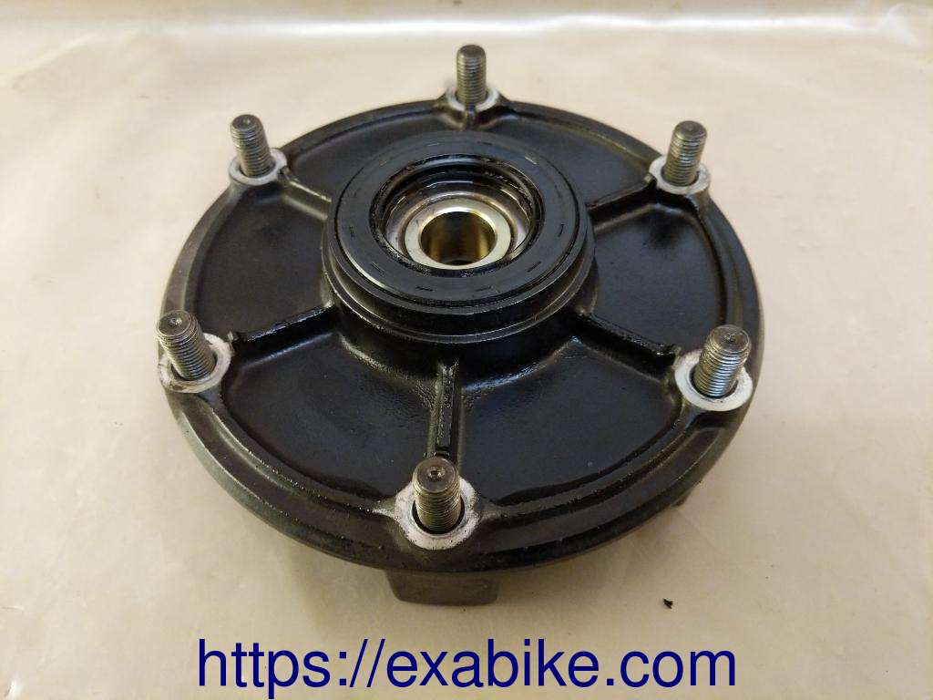 final driven flange Yamaha FZS 600 Fazer - photo 1
