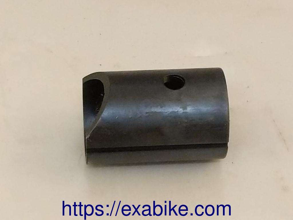 carburetor valve Yamaha XT 600 - photo 1
