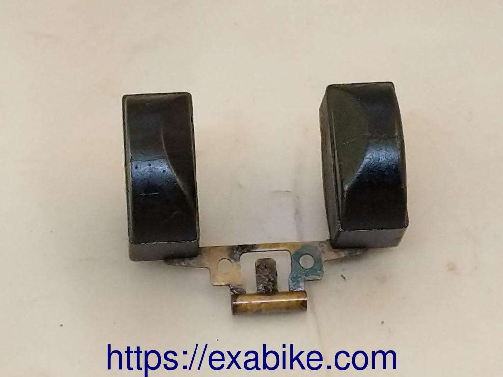 carburetor float Kawasaki GPZ 550 - photo 2