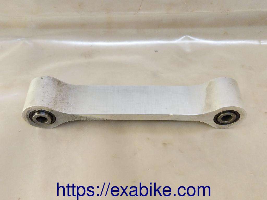 swingarm connecting Honda CBR1000RR - photo 1