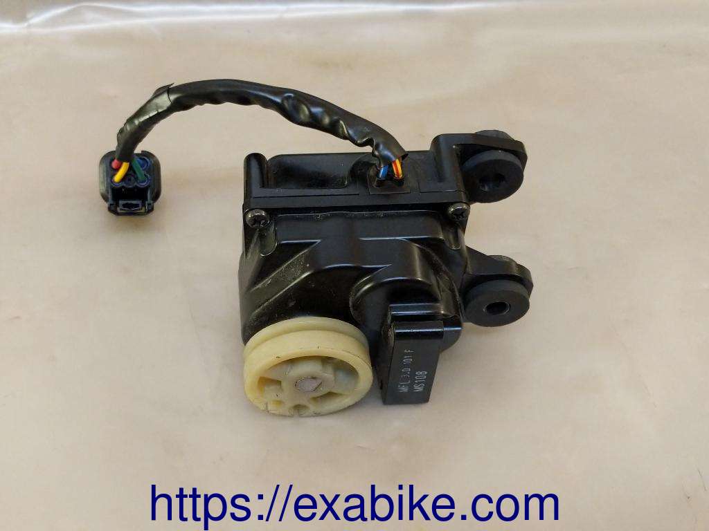 exhaust valve motor Honda CBR1000RR - photo 1