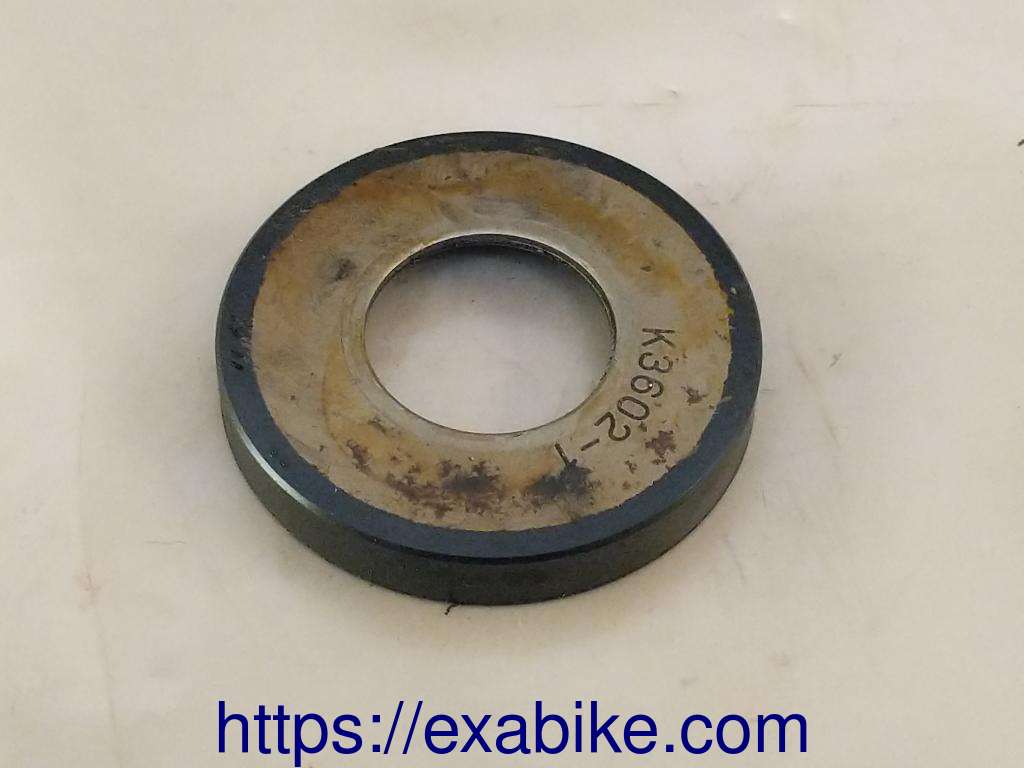 cache poussieres de bras oscillant Suzuki TL 1000 S - photo 1