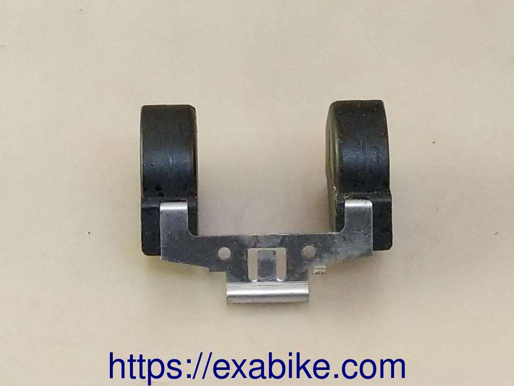 carburetor float Suzuki GSX 1100 - photo 1