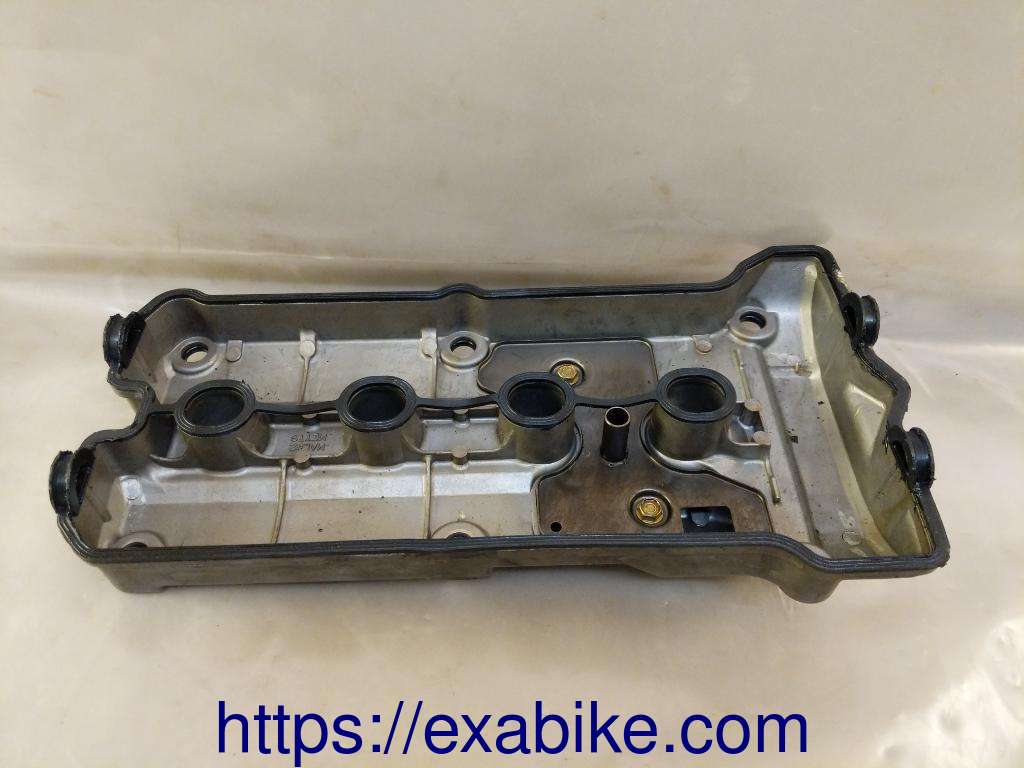cylinder head cover Honda Hornet 600 - photo 2
