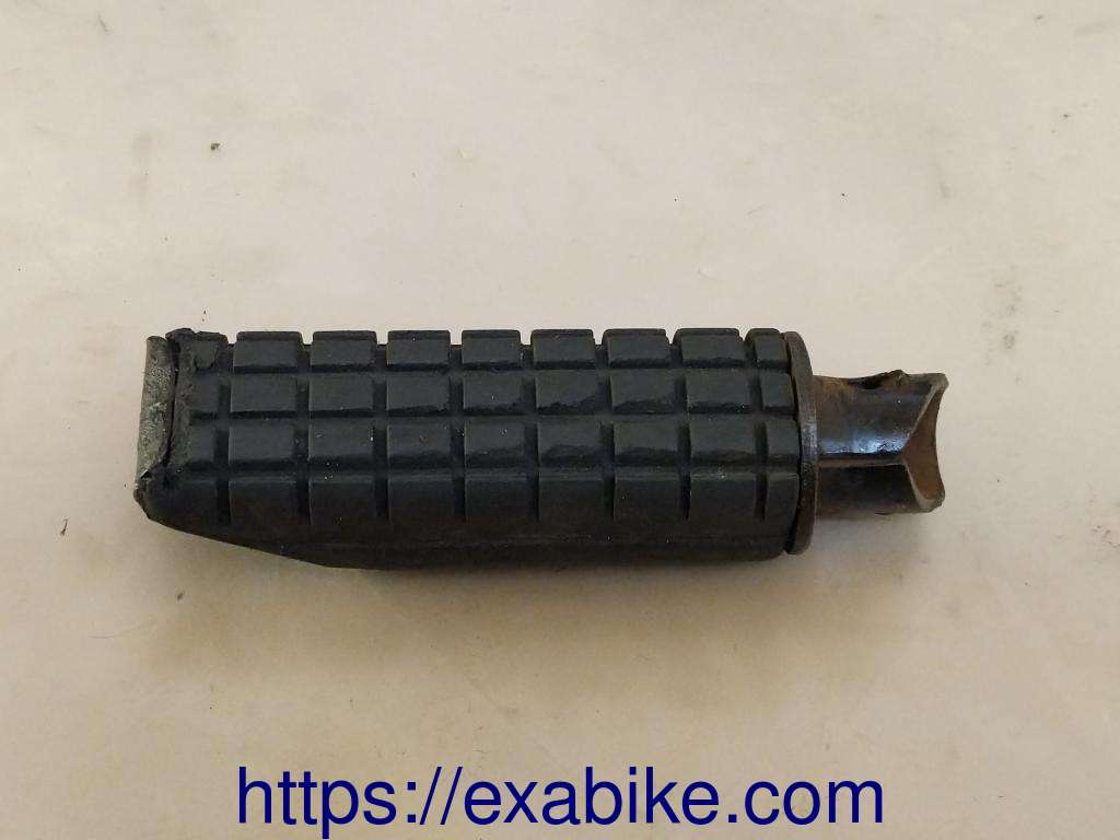 footrest, rear left Honda CB 125 TD - photo 1