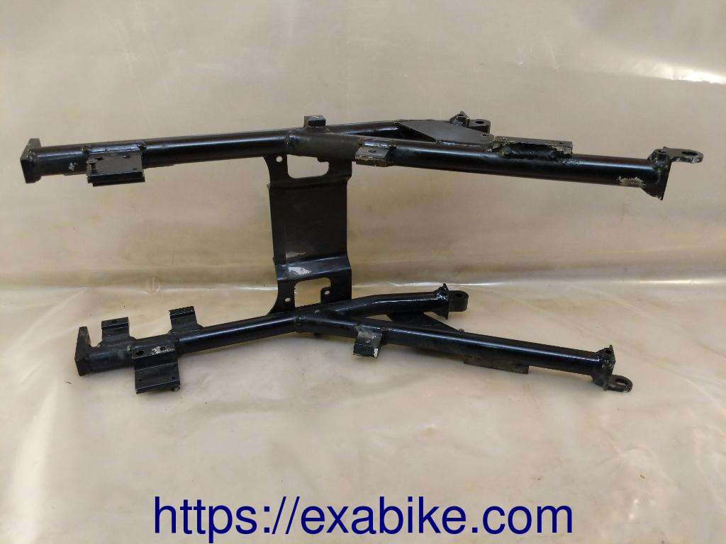 boucle arrière du cadre Kawasaki GTR 1000 - photo 3