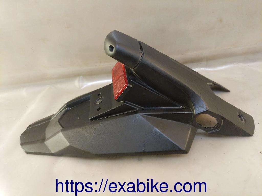 lower fender Kawasaki ER-6 - photo 1