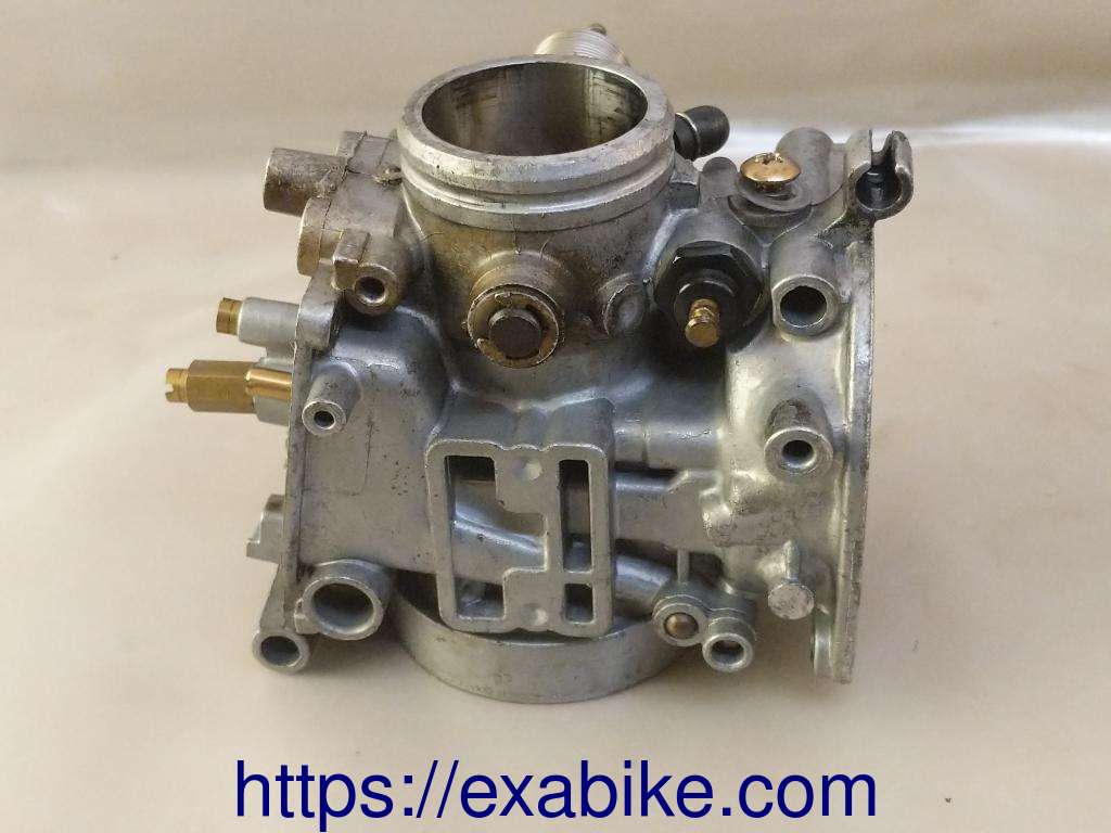 carburetor body, left Suzuki GS 500 - photo 3