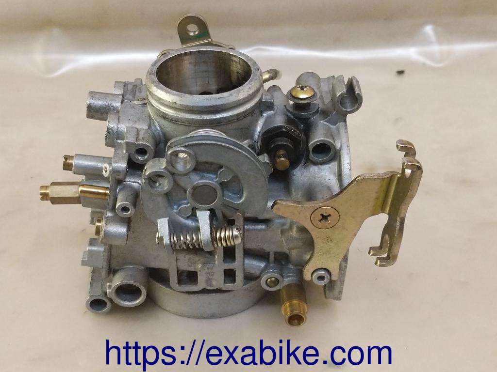 carburetor body, right Suzuki GS 500 - photo 3