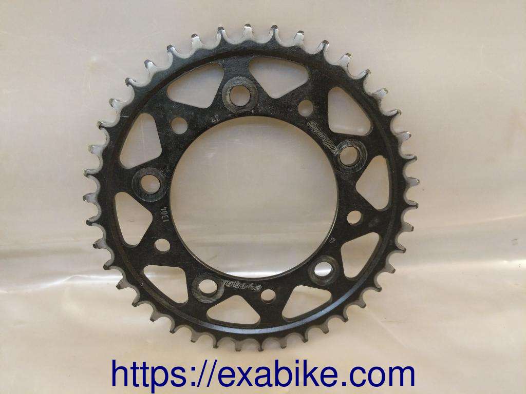 rear sprocket Honda Hornet 600 - photo 1