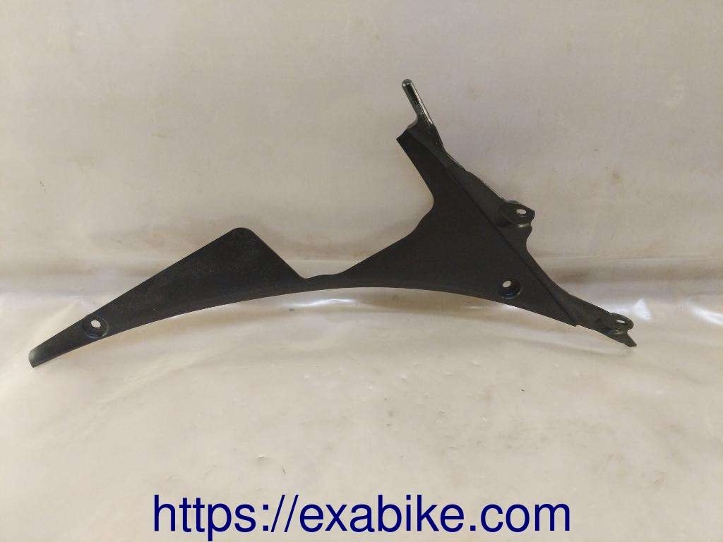 inner cowl, left Suzuki GSXR 1000 - photo 1