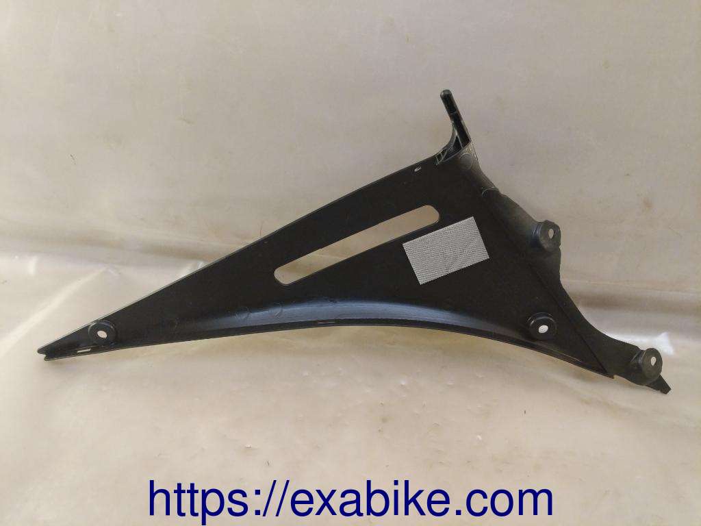 inner cowl, right Suzuki GSXR 1000 - photo 2