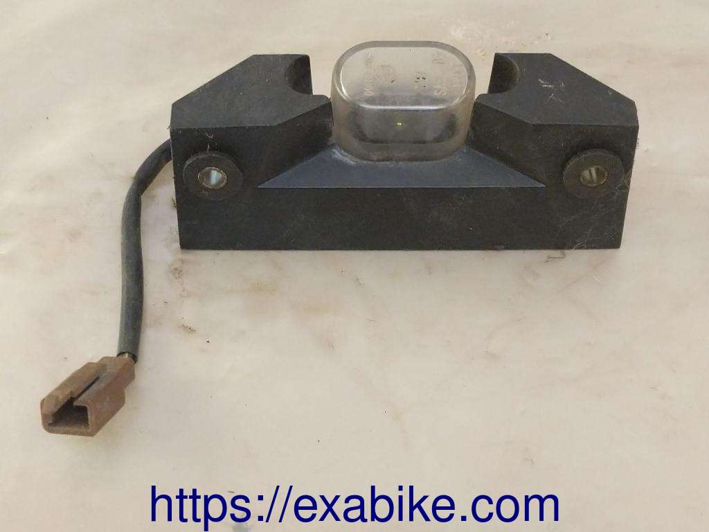 licence plate light Kawasaki GPX 750 - photo 2