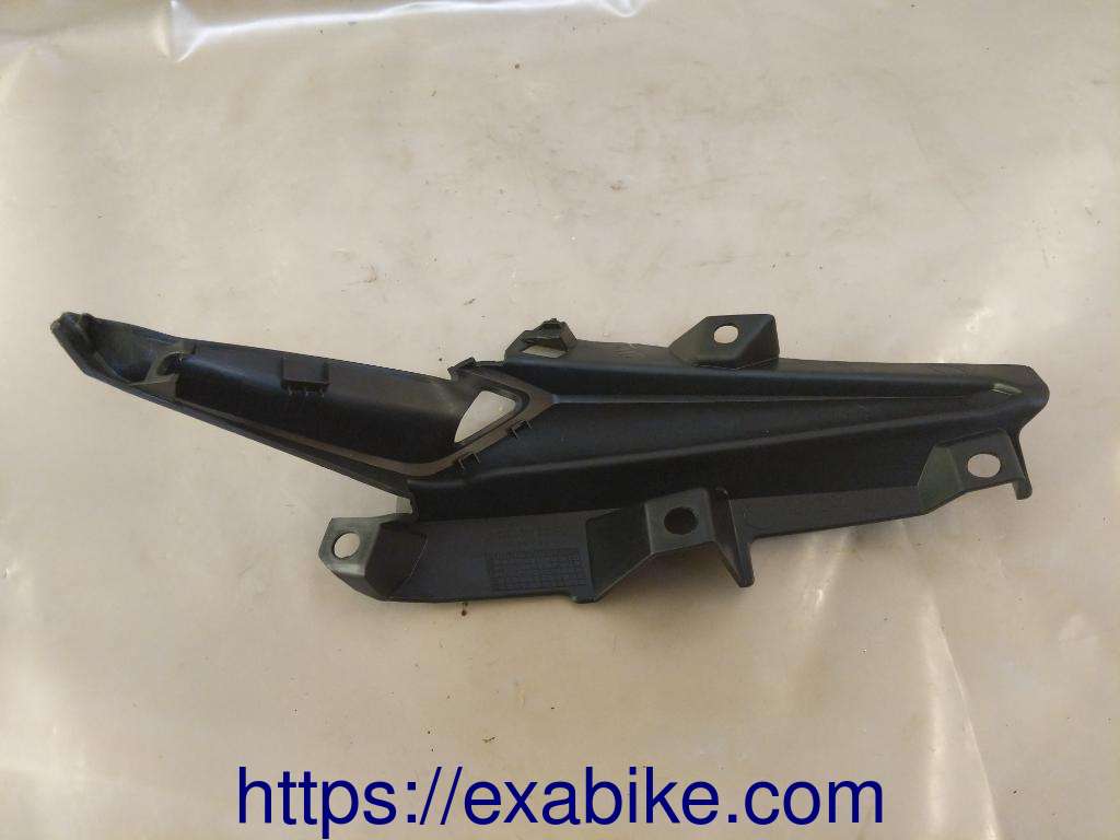 élément d'habillage droit Honda CBR500R - photo 2