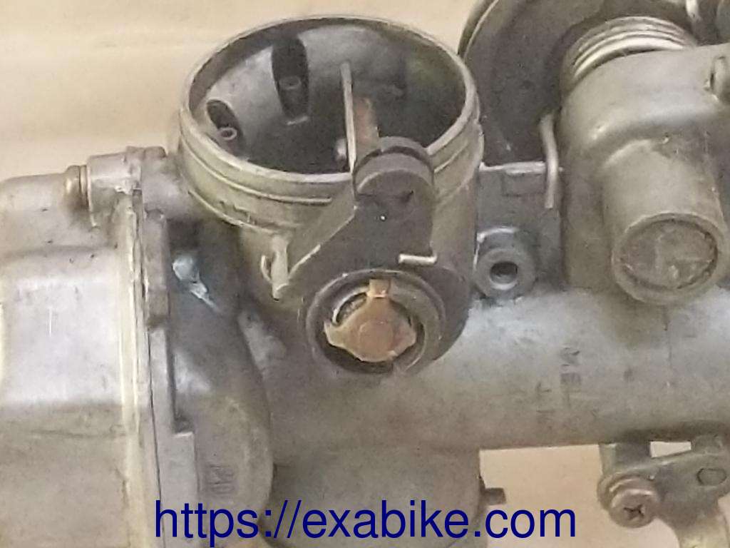carburetor Honda XLS 250 - photo 3