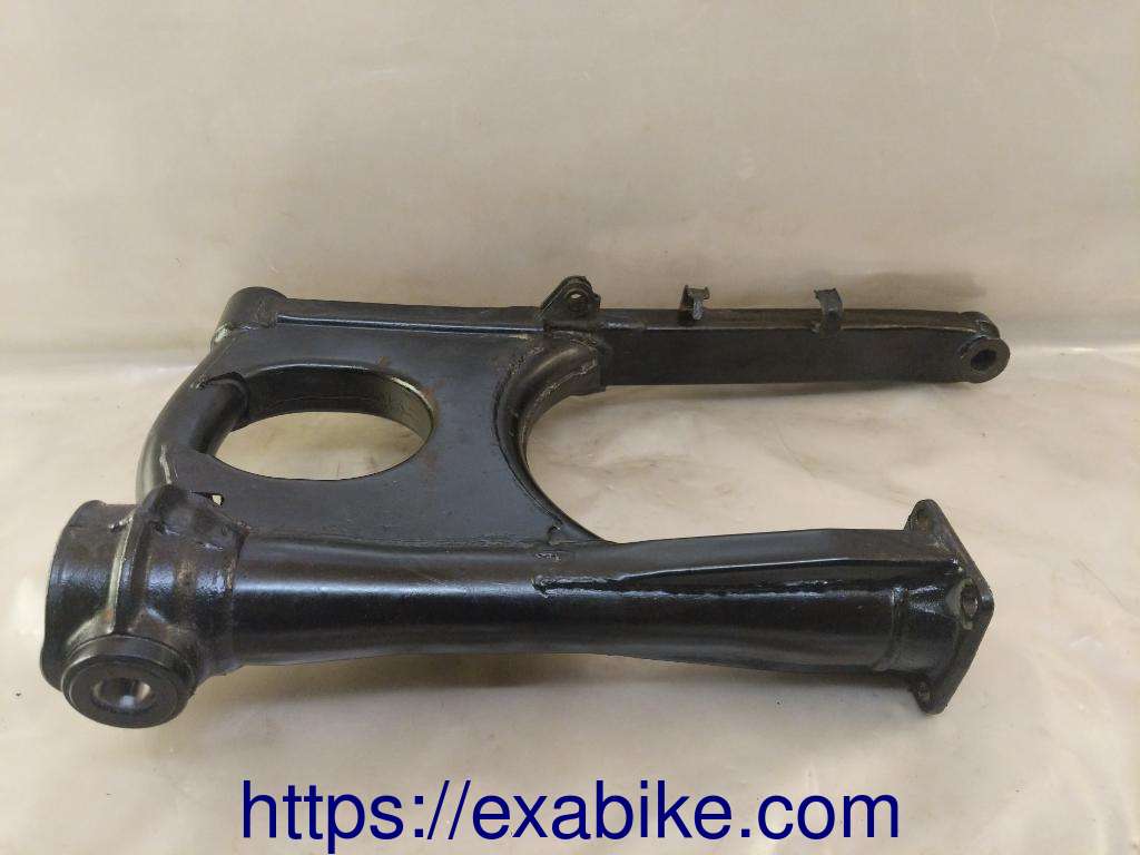 swingarm Kawasaki GTR 1000 - photo 2