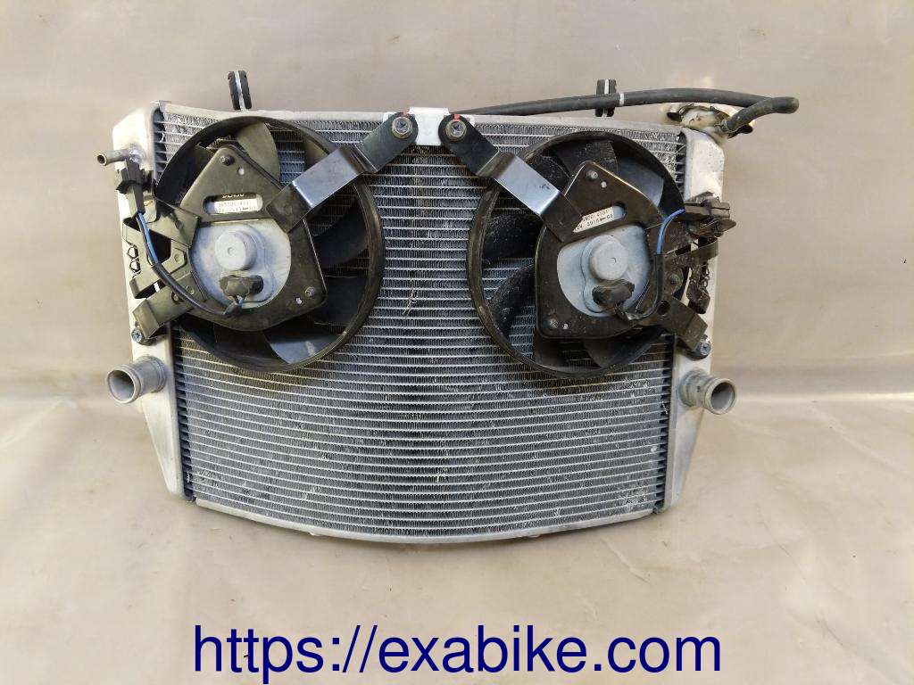 radiateur à eau Suzuki GSXR 1000 - photo 2