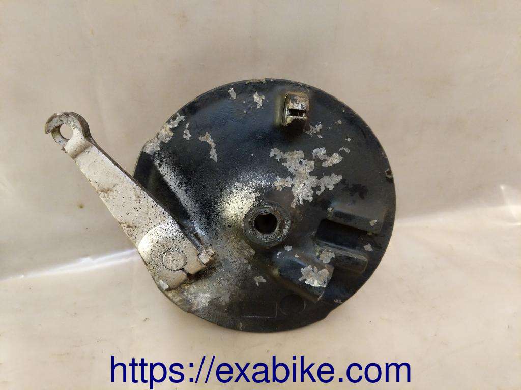 brake panel, front Yamaha XT 200 - photo 1