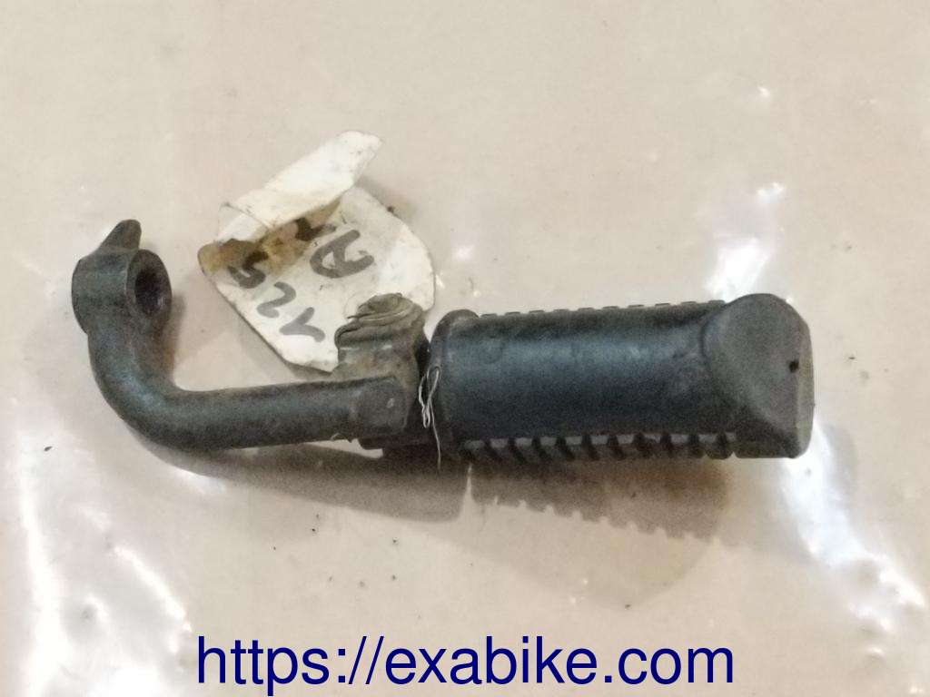 footrest, front right Honda CMT 125 - photo 2